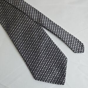 Grant Thomas Silk Tie, Made‎ In The U.S.A, Geometric